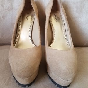 NWOT Bebe high heels